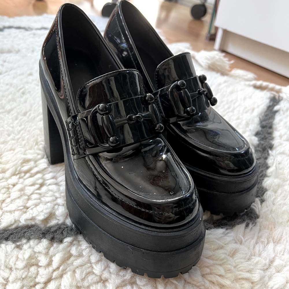 ALSO - Chunky patent leather platform loafers - Sz 6